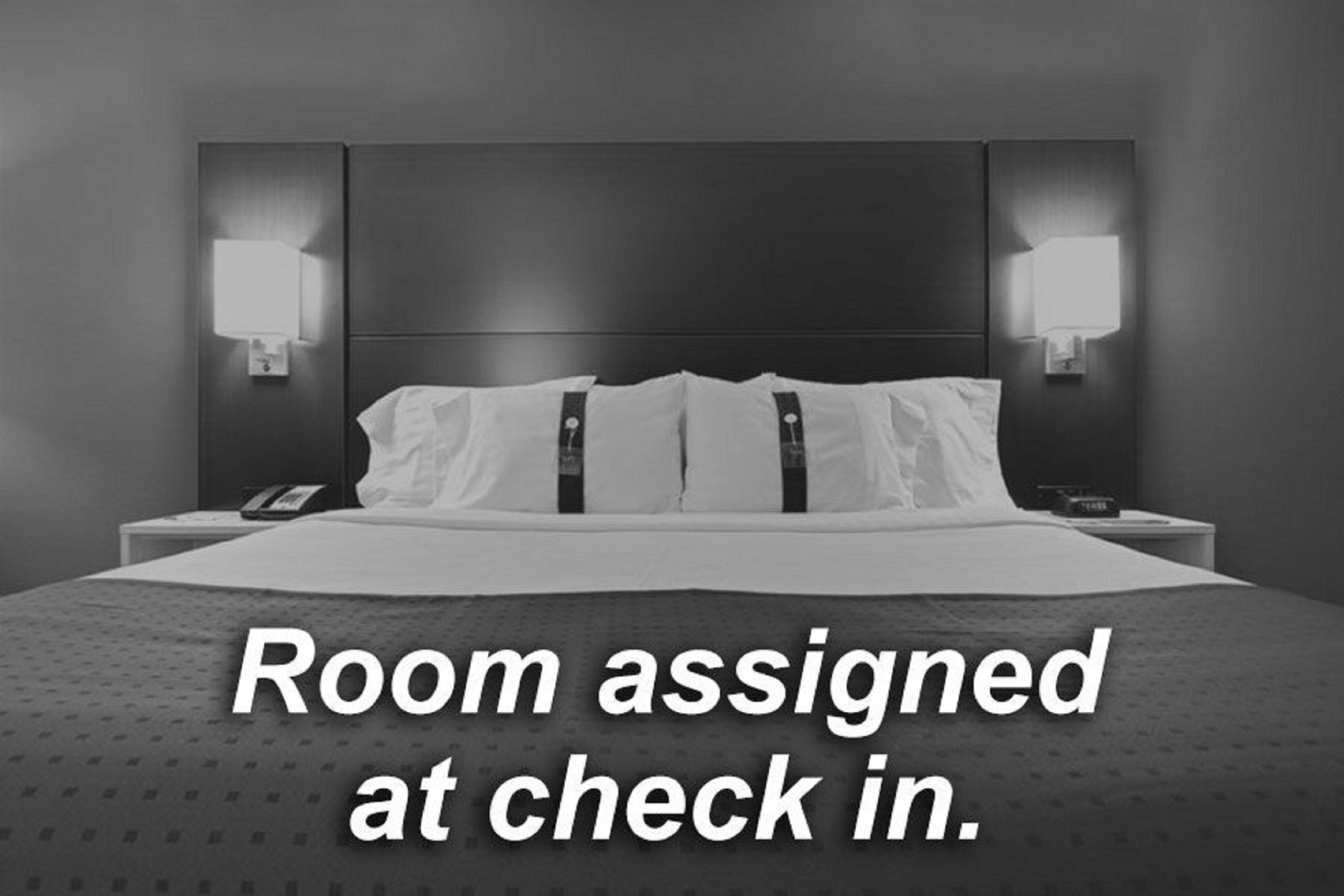 Holiday Inn Express Cedar Rapids - Collins Road By Ihg Dış mekan fotoğraf