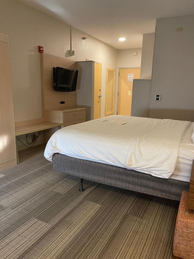 Holiday Inn Express Cedar Rapids - Collins Road By Ihg Dış mekan fotoğraf