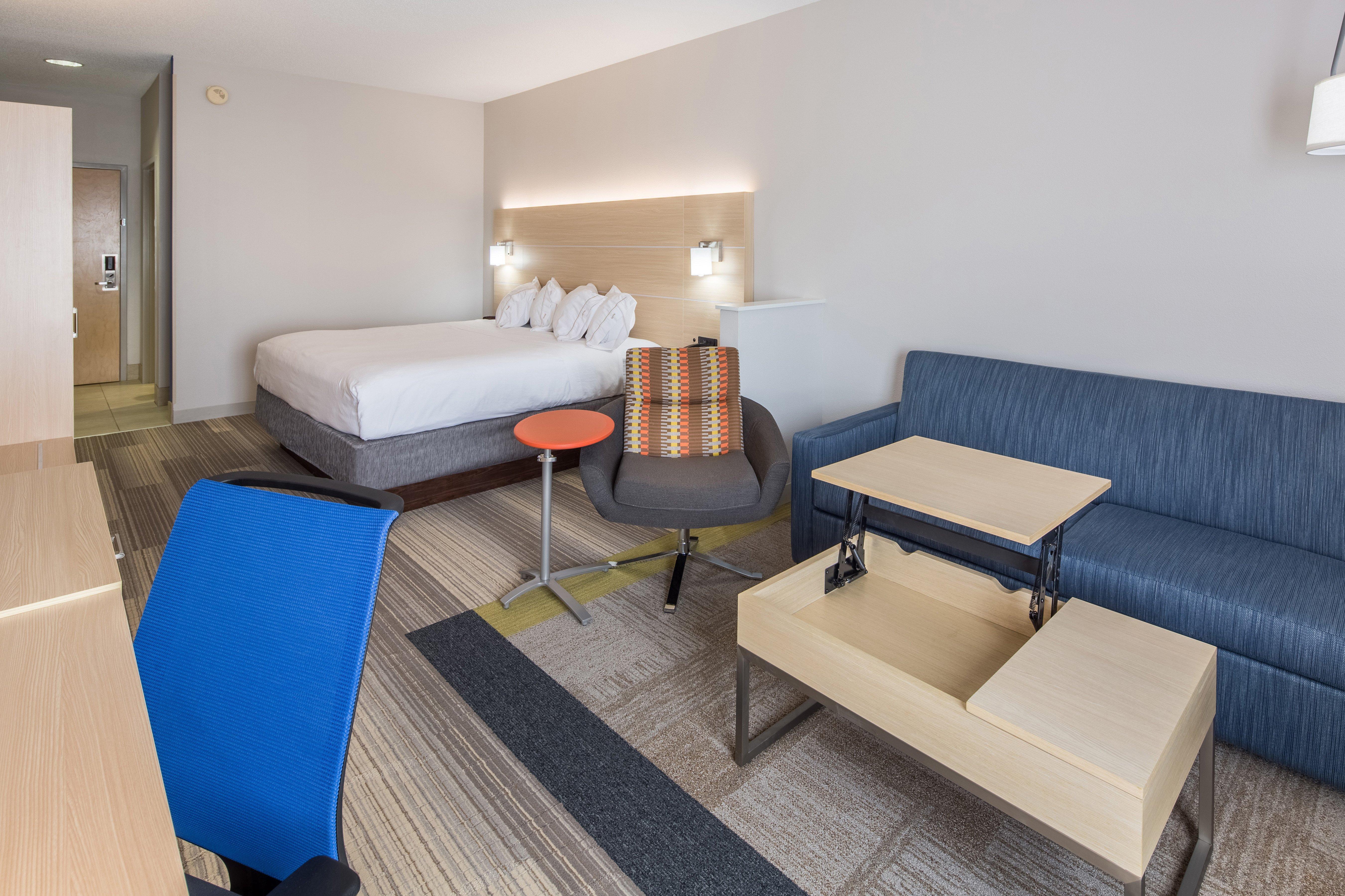 Holiday Inn Express Cedar Rapids - Collins Road By Ihg Dış mekan fotoğraf